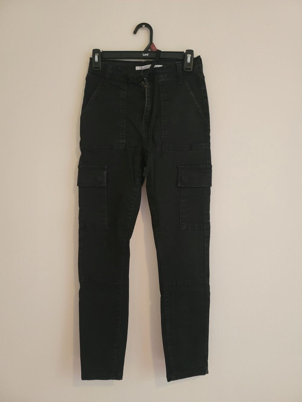 Celebrity Jeans High Rise Jeans Sz 5/27 Juniors Utility Cargo Ankle Length Black